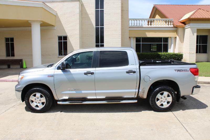 Toyota Tundra 4WD SR5 CrewMax 5.5' Bed (Natl) 2012