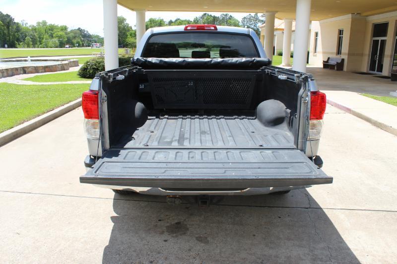 Toyota Tundra 4WD SR5 CrewMax 5.5' Bed (Natl) 2012