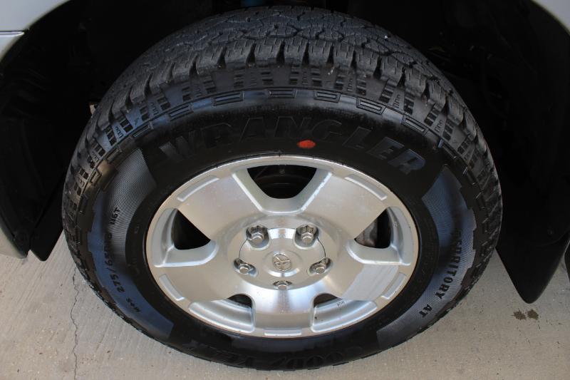 Toyota Tundra 4WD SR5 CrewMax 5.5' Bed (Natl) 2012