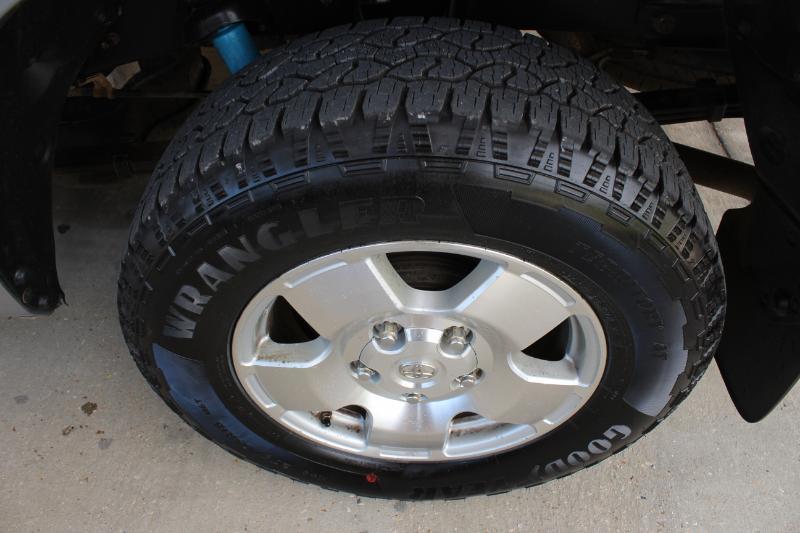 Toyota Tundra 4WD SR5 CrewMax 5.5' Bed (Natl) 2012