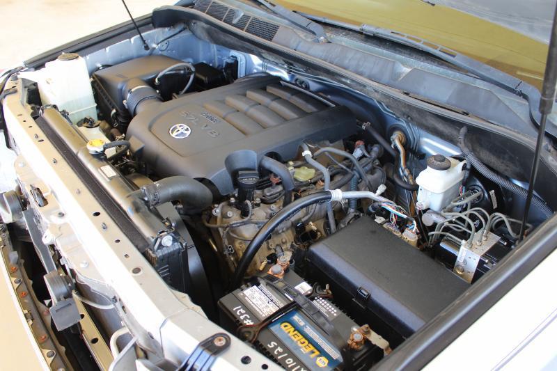 Toyota Tundra 4WD SR5 CrewMax 5.5' Bed (Natl) 2012