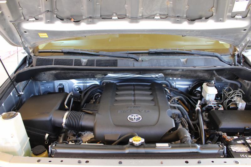 Toyota Tundra 4WD SR5 CrewMax 5.5' Bed (Natl) 2012