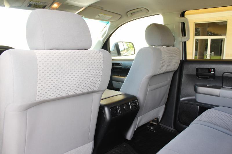 Toyota Tundra 4WD SR5 CrewMax 5.5' Bed (Natl) 2012