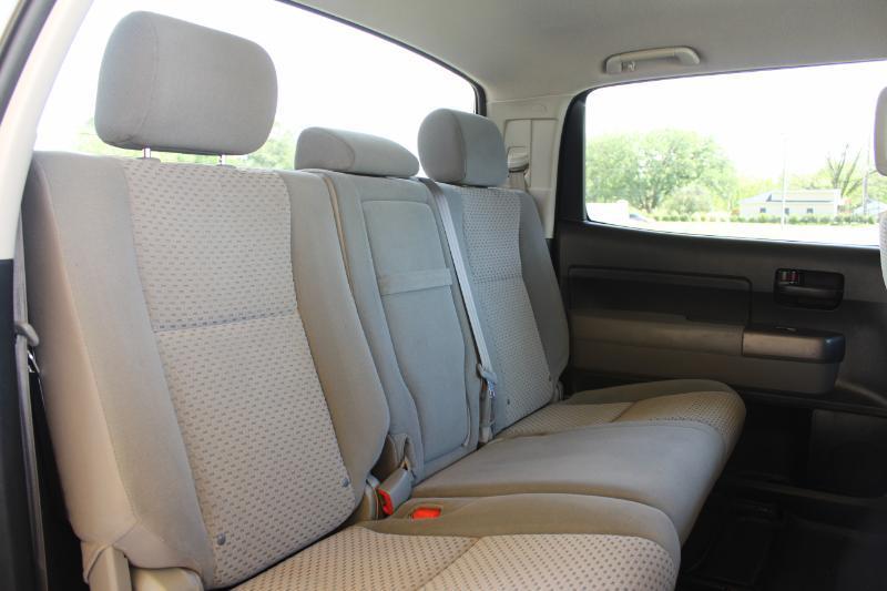 Toyota Tundra 4WD SR5 CrewMax 5.5' Bed (Natl) 2012