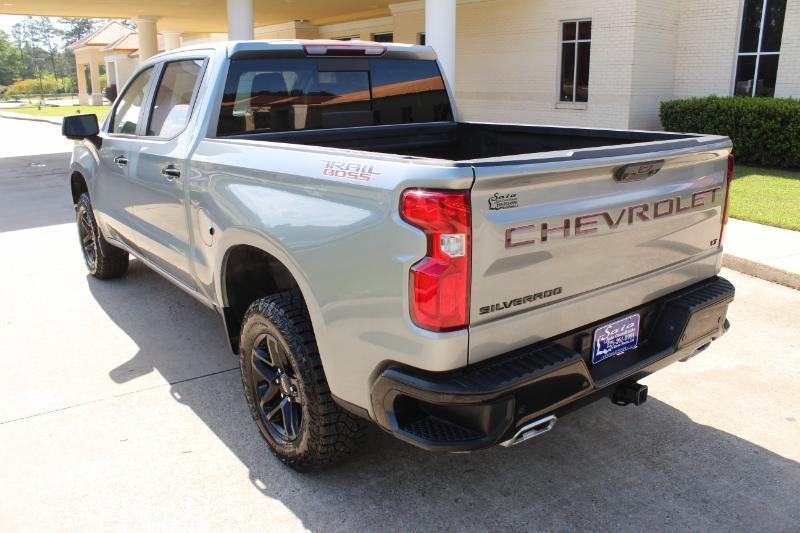 Chevrolet Silverado 1500 Trail Boss LT Crew Cab 4WD 2023