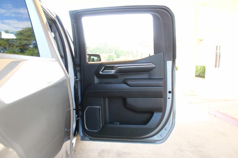 Chevrolet Silverado 1500 Trail Boss LT Crew Cab 4WD 2023