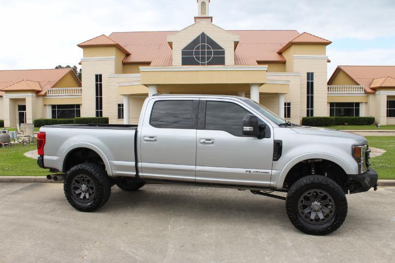 Ford F-250 SD Lariat Crew Cab 4WD 2020