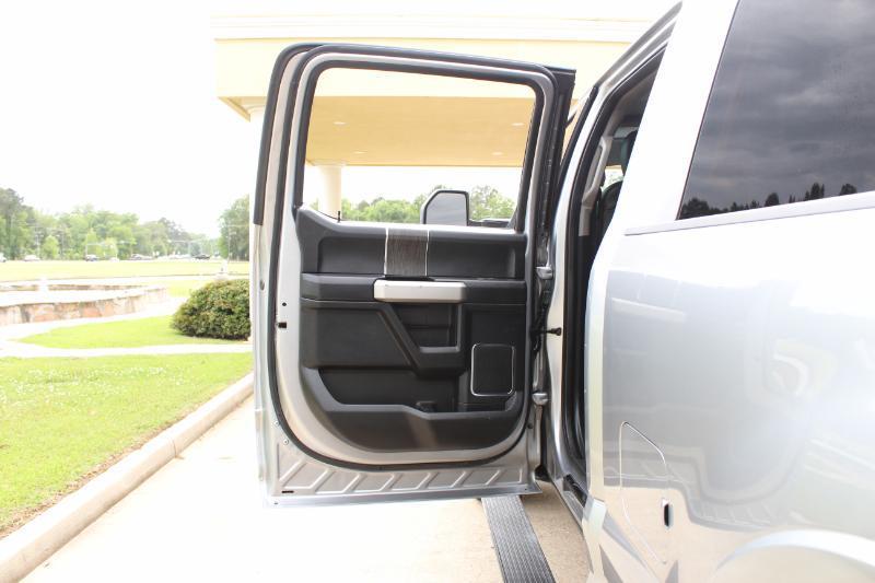 Ford F-250 SD Lariat Crew Cab 4WD 2020