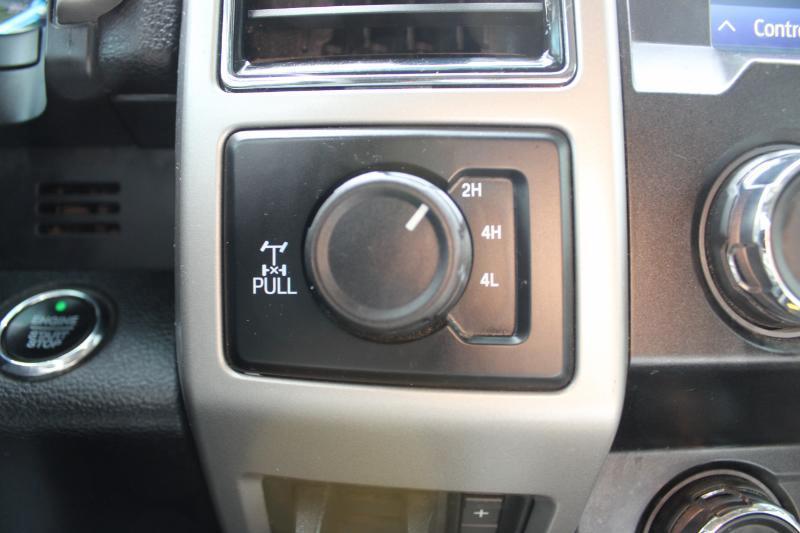Ford F-250 SD Lariat Crew Cab 4WD 2020