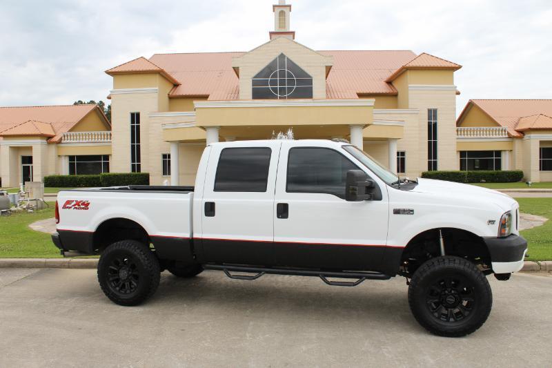 Ford F-250 SD XLT Crew Cab 4WD 2004