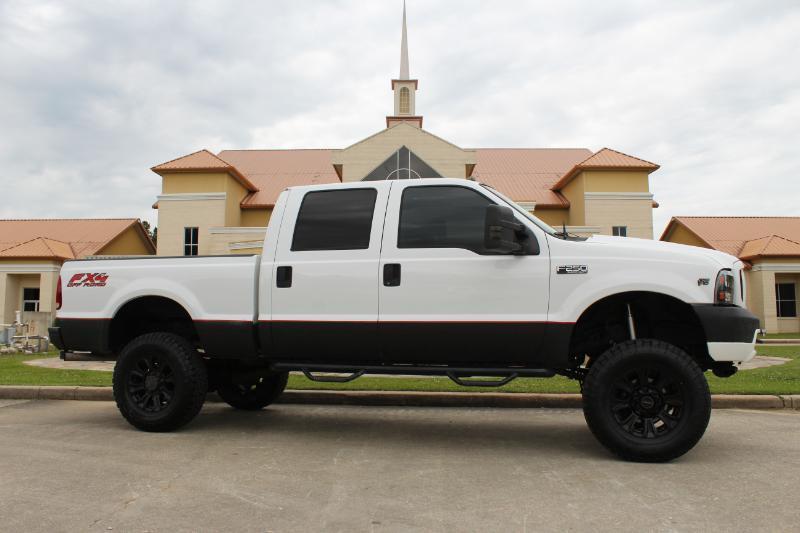 Ford F-250 SD XLT Crew Cab 4WD 2004