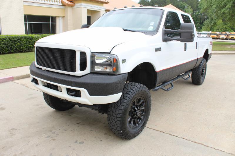 Ford F-250 SD XLT Crew Cab 4WD 2004