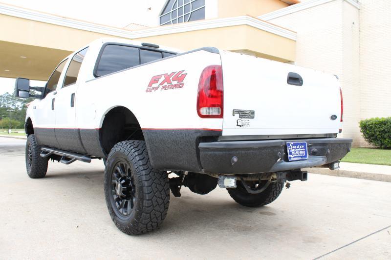 Ford F-250 SD XLT Crew Cab 4WD 2004