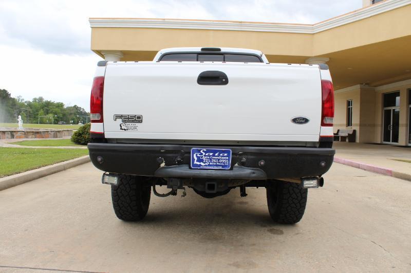 Ford F-250 SD XLT Crew Cab 4WD 2004