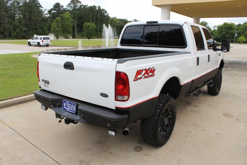 Ford F-250 SD XLT Crew Cab 4WD 2004