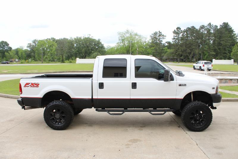 Ford F-250 SD XLT Crew Cab 4WD 2004