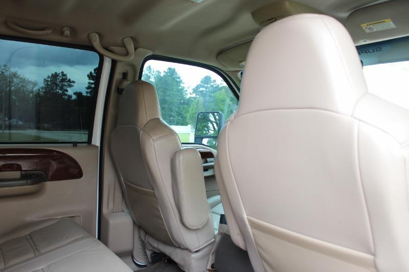 Ford F-250 SD XLT Crew Cab 4WD 2004