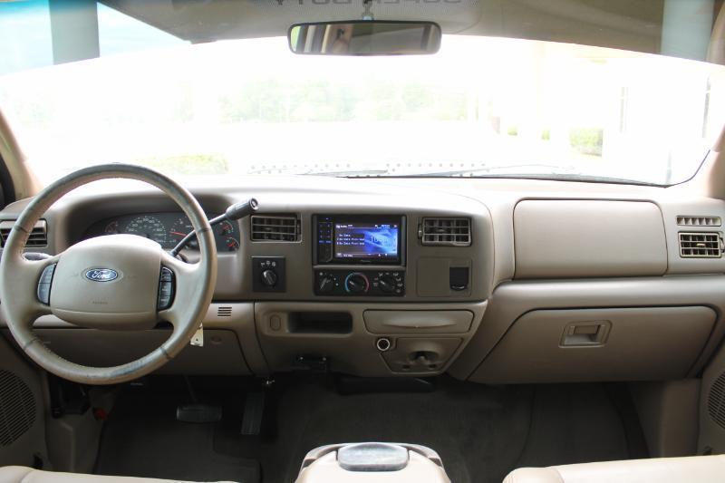 Ford F-250 SD XLT Crew Cab 4WD 2004