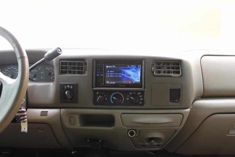 Ford F-250 SD XLT Crew Cab 4WD 2004