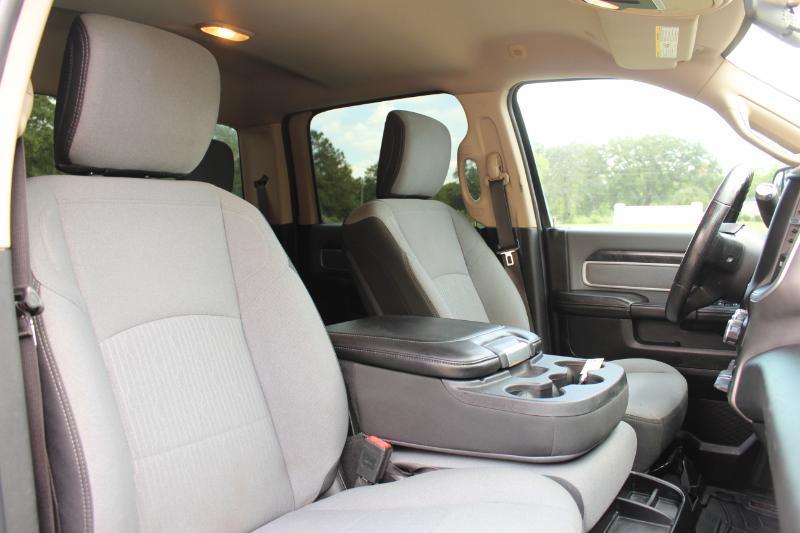 RAM 2500 Big Horn Crew Cab 4WD 2019