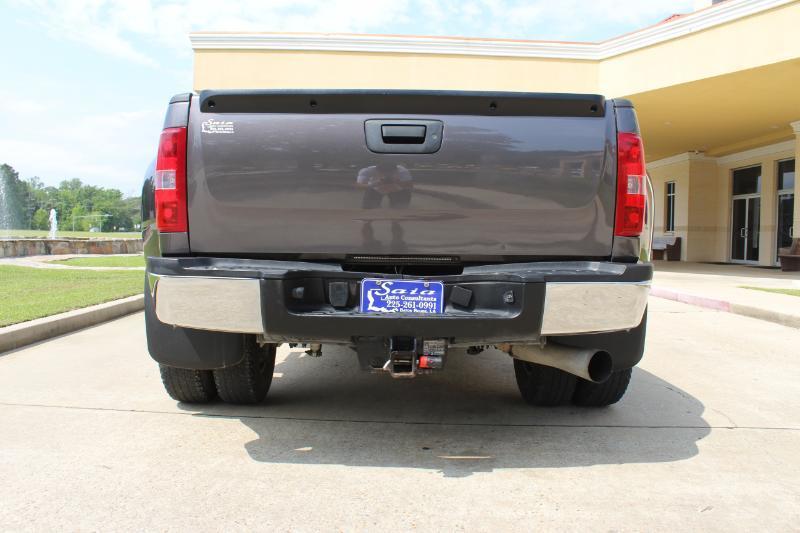 Chevrolet Silverado 3500HD LTZ Crew Cab  4WD 2011