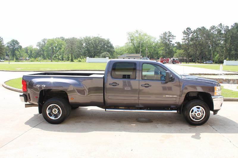 Chevrolet Silverado 3500HD LTZ Crew Cab  4WD 2011