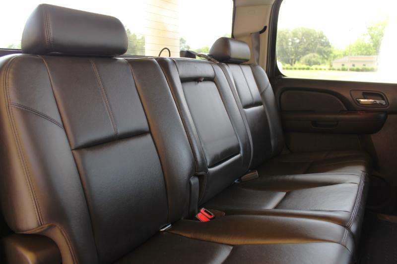 Chevrolet Silverado 3500HD LTZ Crew Cab  4WD 2011