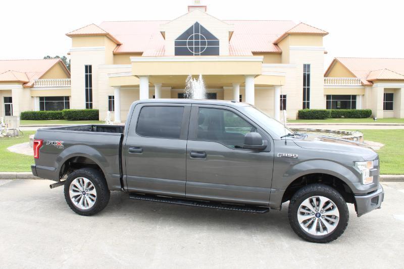 Ford F-150 XL SuperCrew 5.5-ft. Bed 4WD 2017