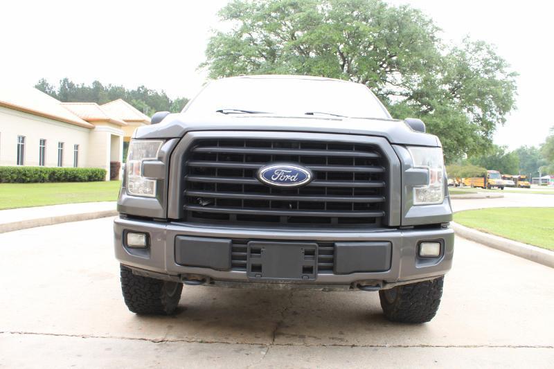 Ford F-150 XL SuperCrew 5.5-ft. Bed 4WD 2017