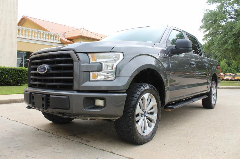 Ford F-150 XL SuperCrew 5.5-ft. Bed 4WD 2017