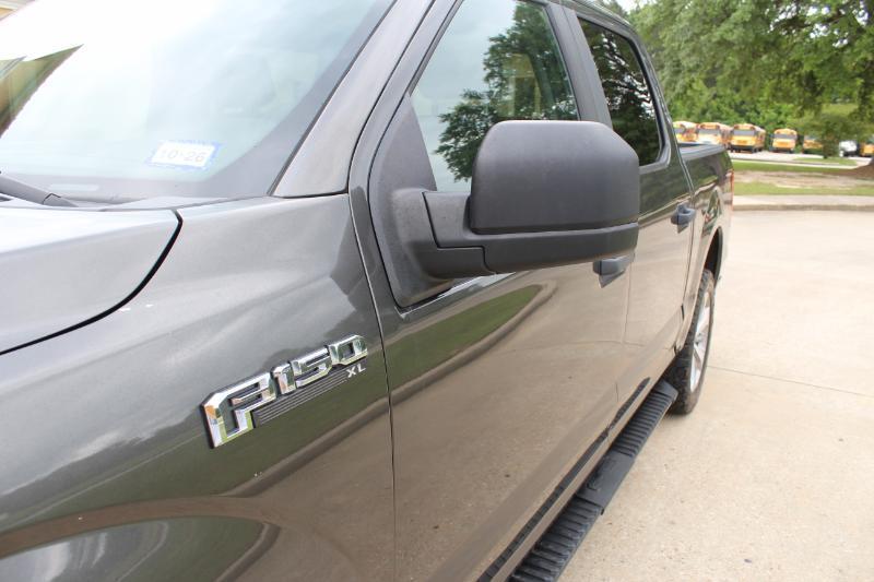 Ford F-150 XL SuperCrew 5.5-ft. Bed 4WD 2017
