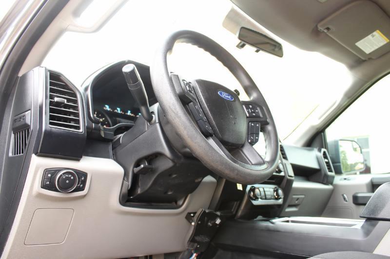 Ford F-150 XL SuperCrew 5.5-ft. Bed 4WD 2017