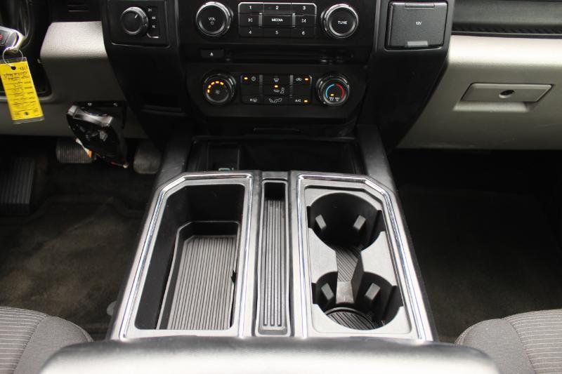Ford F-150 XL SuperCrew 5.5-ft. Bed 4WD 2017