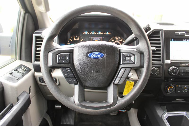 Ford F-150 XL SuperCrew 5.5-ft. Bed 4WD 2017