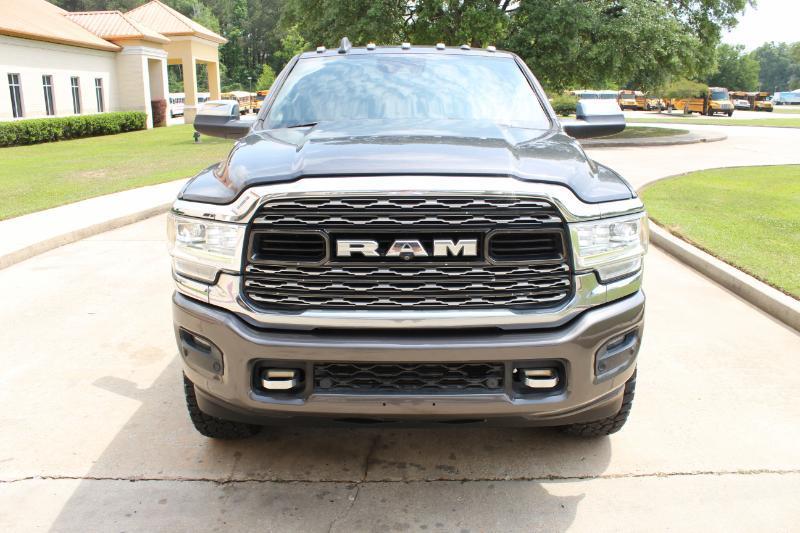 RAM 3500 Limited Crew Cab LWB 4WD DRW 2019