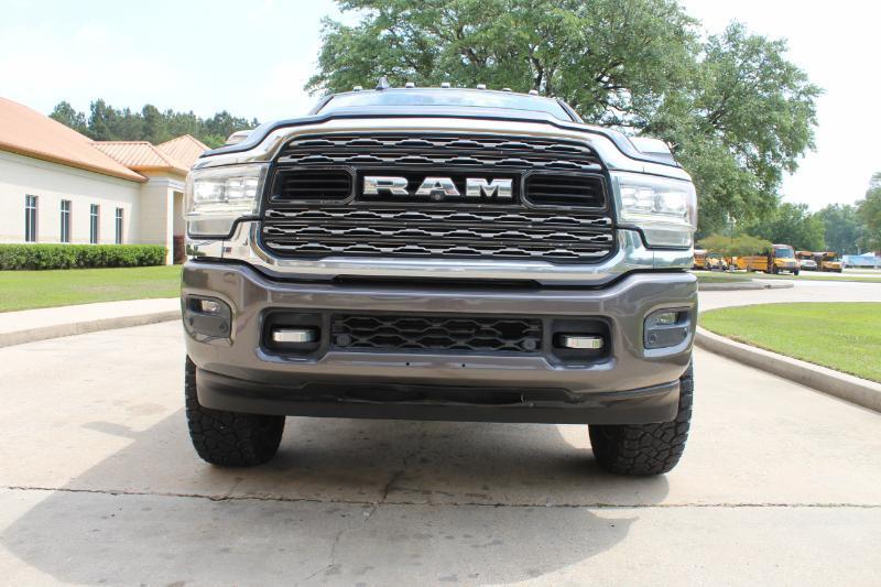 RAM 3500 Limited Crew Cab LWB 4WD DRW 2019