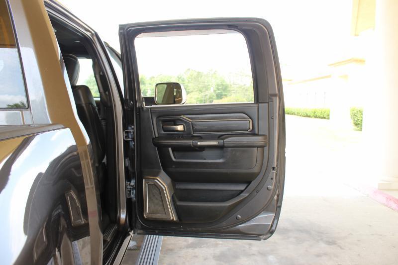 RAM 3500 Limited Crew Cab LWB 4WD DRW 2019