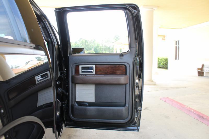 Ford F-150 Platinum SuperCrew 4WD 2010