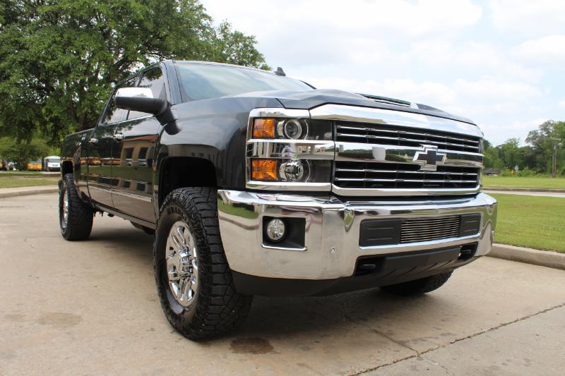 Chevrolet Silverado 2500HD LTZ Crew Cab 4WD 2019