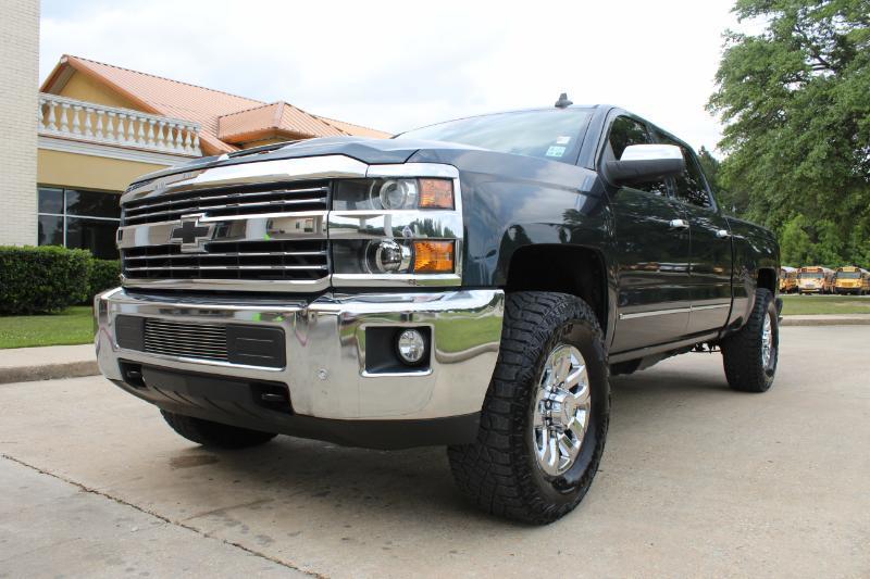 Chevrolet Silverado 2500HD LTZ Crew Cab 4WD 2019