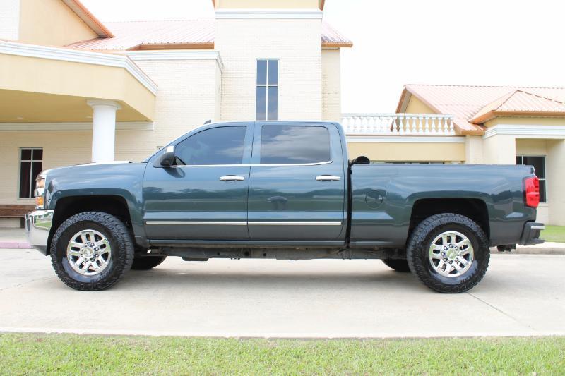 Chevrolet Silverado 2500HD LTZ Crew Cab 4WD 2019