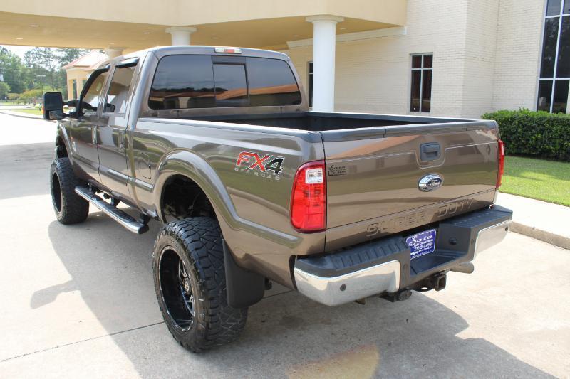 Ford F-250 SD Lariat Crew Cab 4WD 2016