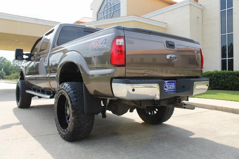 Ford F-250 SD Lariat Crew Cab 4WD 2016