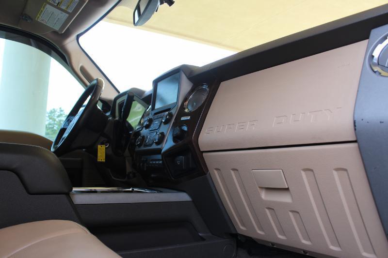 Ford F-250 SD Lariat Crew Cab 4WD 2016