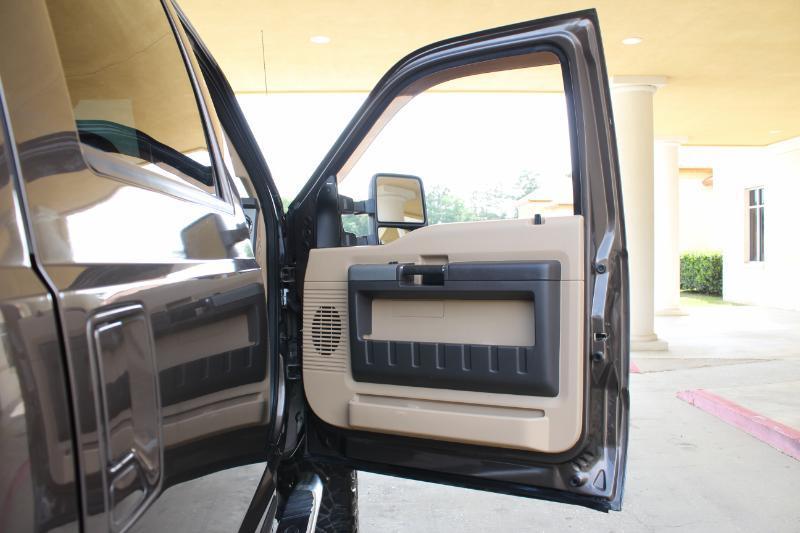 Ford F-250 SD Lariat Crew Cab 4WD 2016