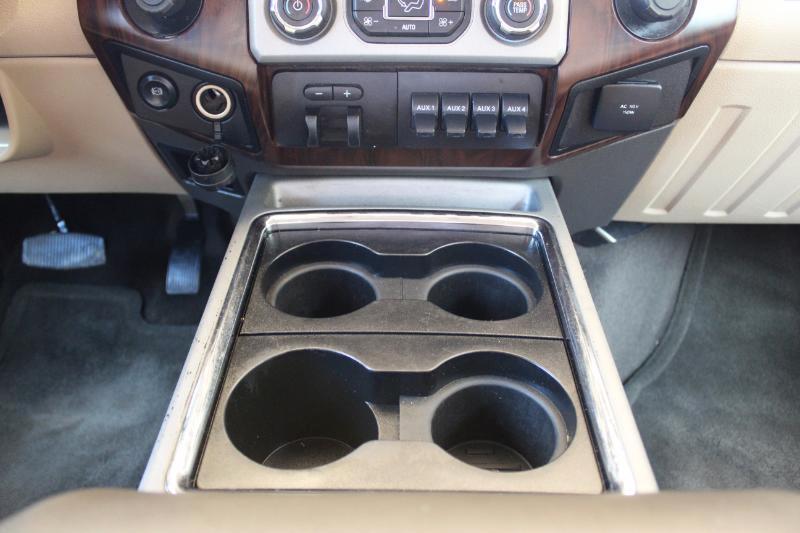 Ford F-250 SD Lariat Crew Cab 4WD 2016