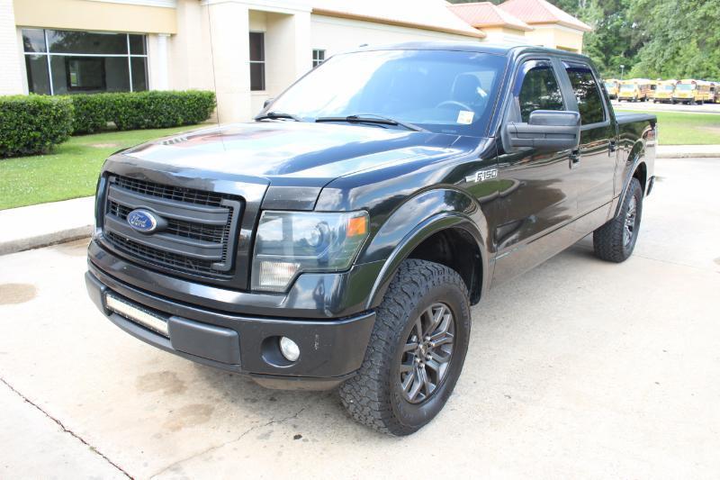 Ford F-150 FX2 SuperCrew 5.5-ft. Bed 2WD 2013