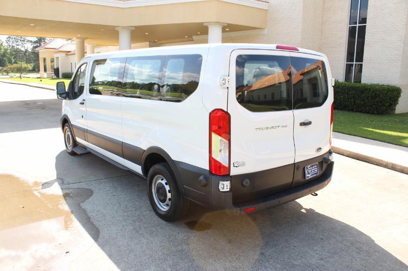 Ford Transit 350 Wagon Low Roof XL w/Sliding Pass. 148-in. WB 2020