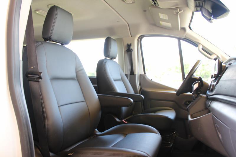 Ford Transit 350 Wagon Low Roof XL w/Sliding Pass. 148-in. WB 2020