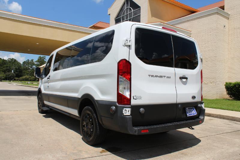 Ford Transit 350 Wagon Low Roof XL w/Sliding Pass. 148-in. WB 2020